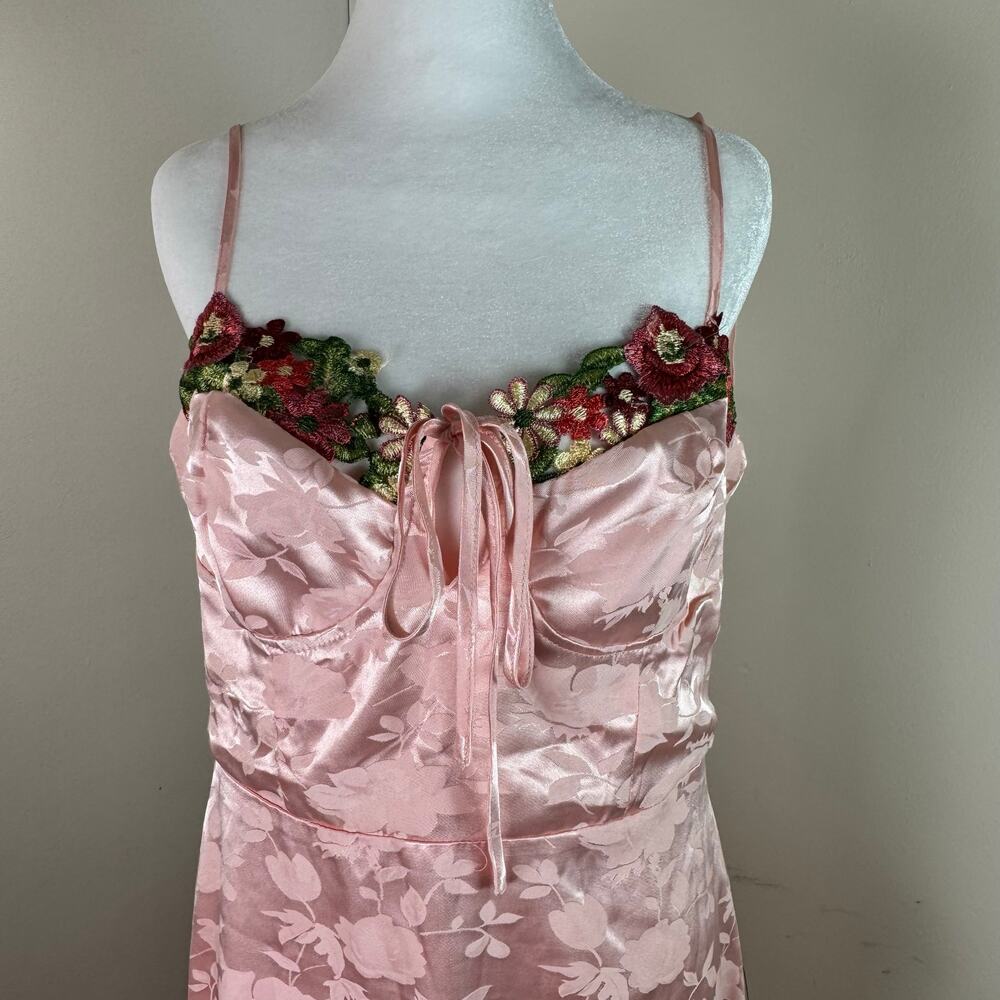 Lulus Pink Satin Floral Midi Dress Embroidered Large NWT Wedding Y2K Fairy - Picture 5 of 15